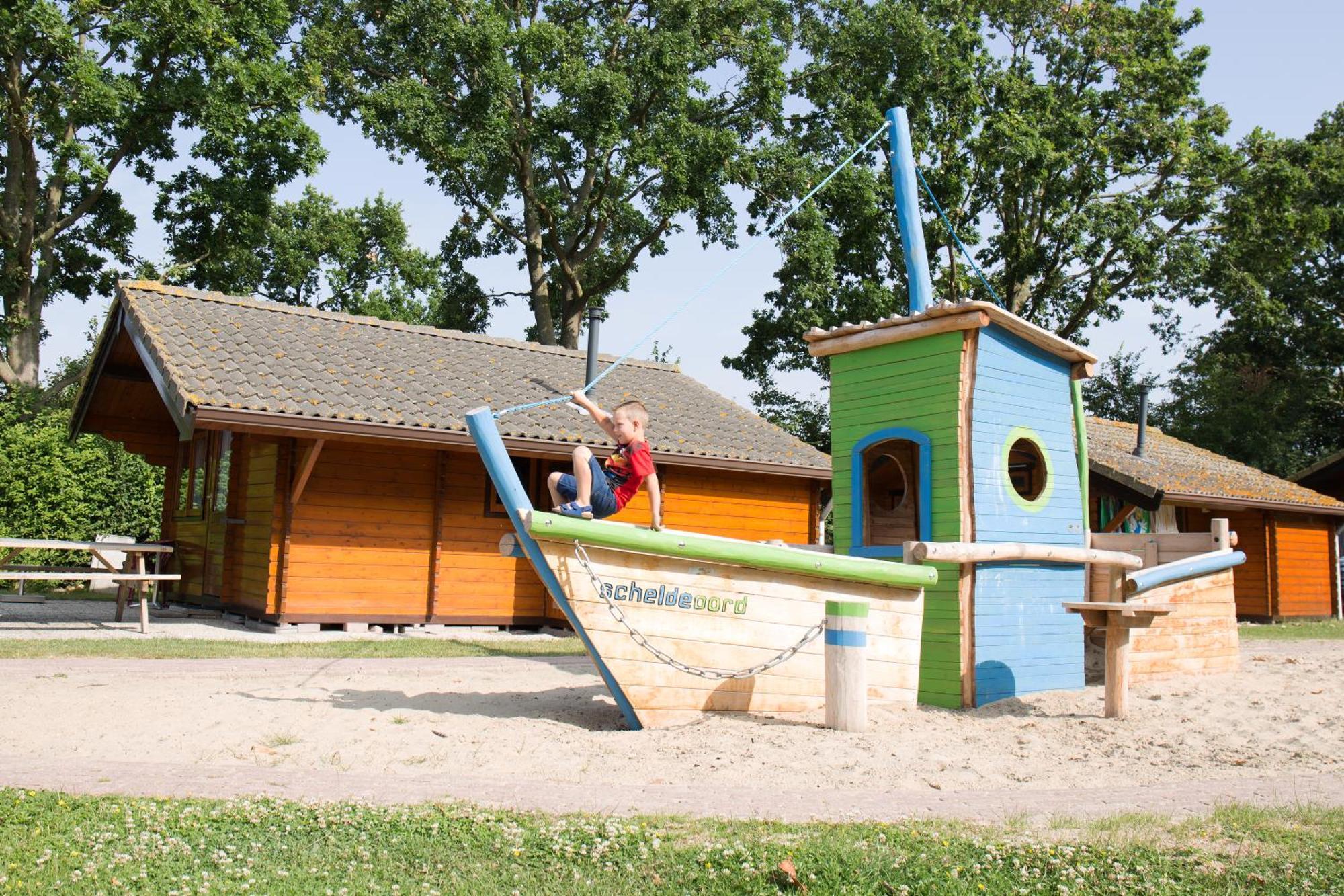 Camping Scheldeoord Baarland Room photo