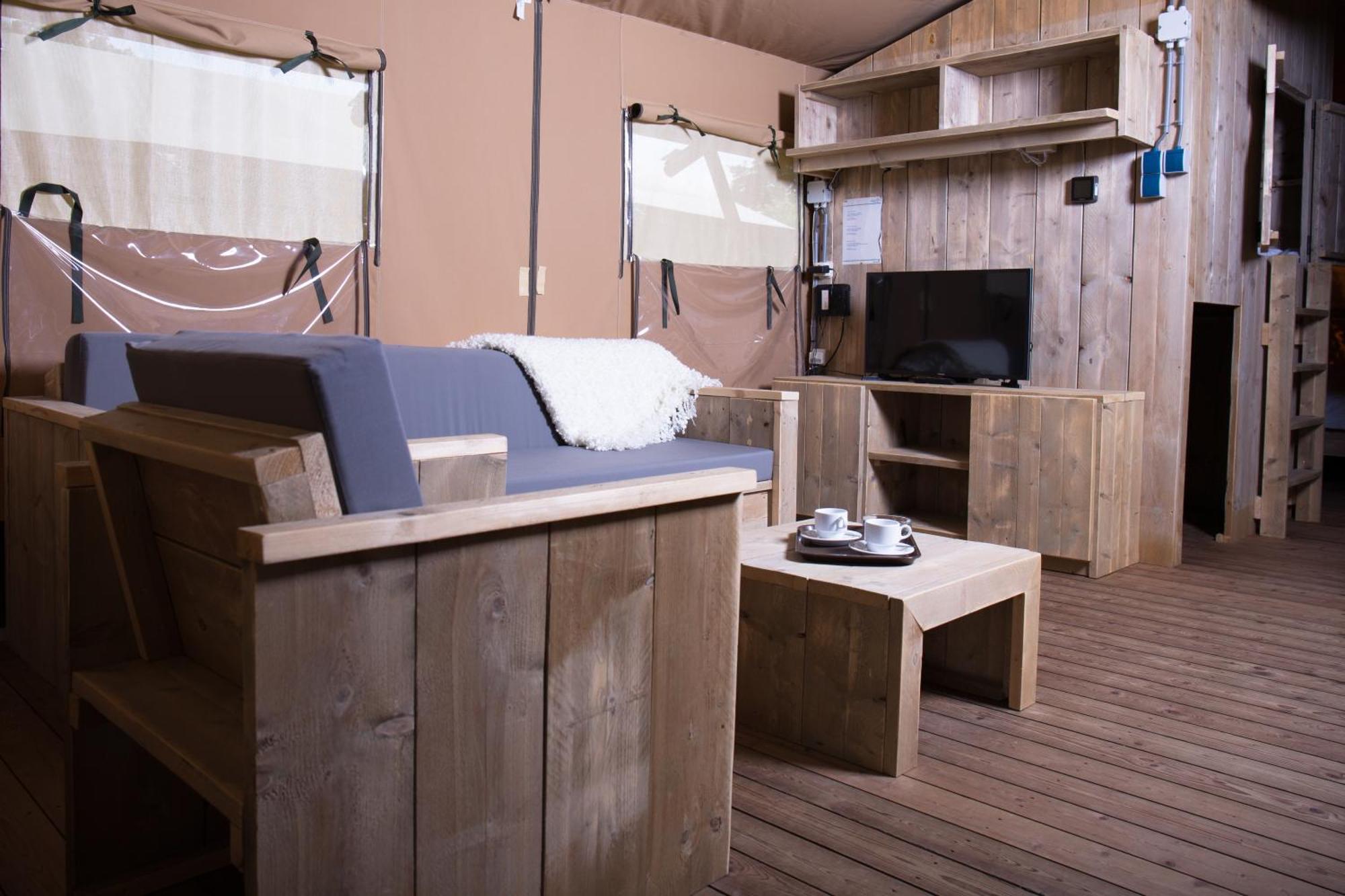 Camping Scheldeoord Baarland Room photo